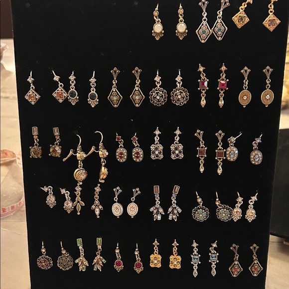 Elegant Gold and Silver Women's Earrings Set